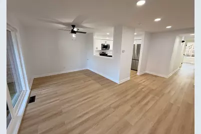 9605 Austin Avenue #1E, Oak Lawn, IL 60453 - Photo 4