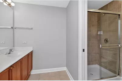 865 E 22nd Street #B412, Lombard, IL 60148 - Photo 18