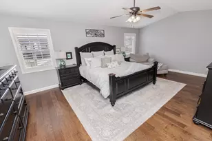 2215 Savanna Rd, Bloomington, IL 61705 - Photo 34