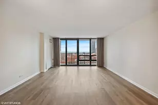 1636 N Wells St, Chicago, IL 60614 - Photo 2