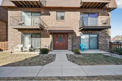 9619 Bianco Terrace #D, Des Plaines, IL 60016 - Photo 2