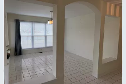 1576 Poplar Creek Drive, Hoffman Estates, IL 60169 - Photo 12