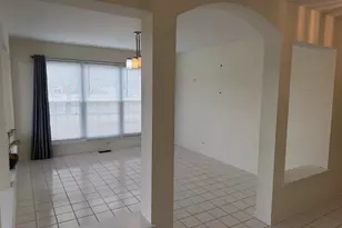 1576 Poplar Creek Dr, Hoffman Estates, IL 60169 - Photo 12