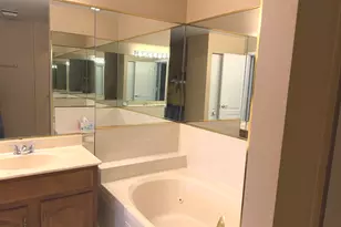 1576 Poplar Creek Dr, Hoffman Estates, IL 60169 - Photo 26