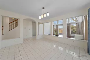 1576 Poplar Creek Dr, Hoffman Estates, IL 60169 - Photo 10