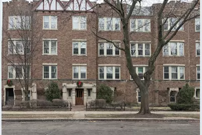 336 S Maple Avenue #2B, Oak Park, IL 60302 - Photo 1