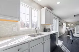 801 Balsam Rd, Normal, IL 61761 - Photo 16