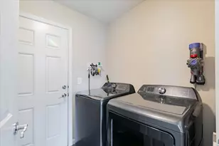 801 Balsam Rd, Normal, IL 61761 - Photo 18