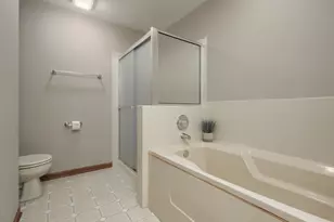 1583 Orchard Cir, Naperville, IL 60565 - Photo 14