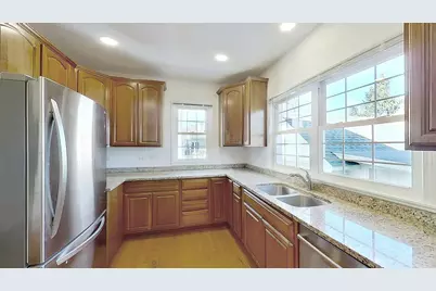 418 E Hillside Avenue, Barrington, IL 60010 - Photo 10