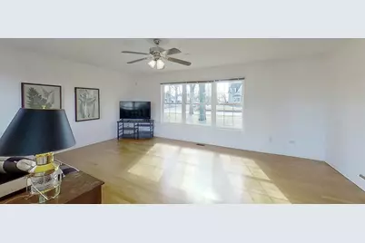 418 E Hillside Avenue, Barrington, IL 60010 - Photo 18