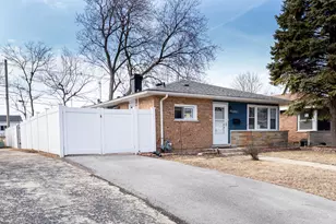 16448 Winchester Ave, Markham, IL 60428 - Photo 1