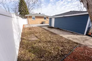 16448 Winchester Ave, Markham, IL 60428 - Photo 22