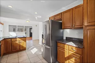 115 N Park St, Westmont, IL 60559 - Photo 6