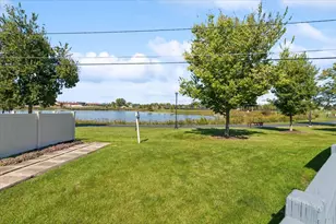 200 W Jeffery Ave, Wheeling, IL 60090 - Photo 22