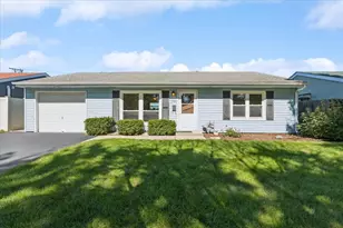 200 W Jeffery Ave, Wheeling, IL 60090 - Photo 1