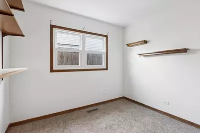 200 W Jeffery Avenue, Wheeling, IL 60090 - Photo 16