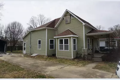 504 W Randolph Street, Pinckneyville, IL 62274 - Photo 2