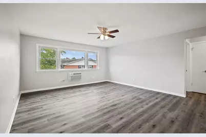 [Address not provided], Hickory Hills, IL 60457 - Photo 4