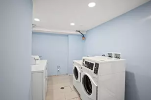 [Address not provided], Hickory Hills, IL 60457 - Photo 12