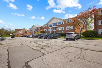 [Address not provided], Hickory Hills, IL 60457 - Photo 14