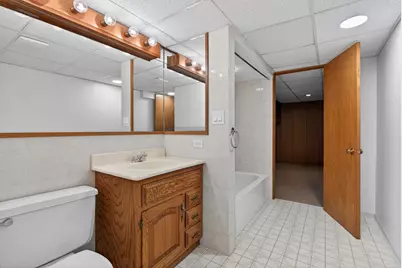 6622 W George Street, Chicago, IL 60634 - Photo 18