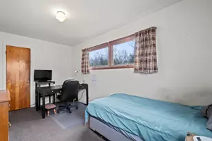 8026 W 84th Pl, Justice, IL 60458 - Photo 12