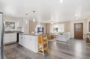 20753 Mary Dr, Lockport, IL 60441 - Photo 6