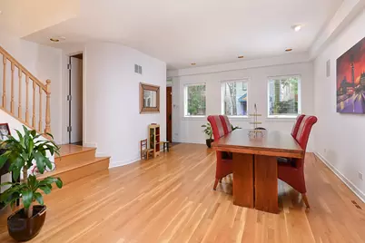 2317 N Greenview Avenue, Chicago, IL 60614 - Photo 2