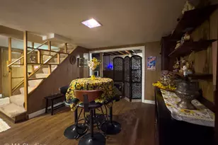 8922 Parkside Ave, Morton Grove, IL 60053 - Photo 40