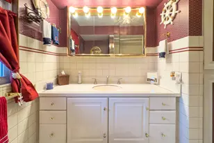 8922 Parkside Ave, Morton Grove, IL 60053 - Photo 30