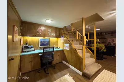 8922 Parkside Avenue, Morton Grove, IL 60053 - Photo 42