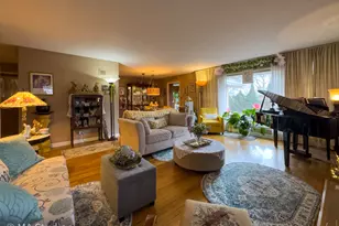 8922 Parkside Ave, Morton Grove, IL 60053 - Photo 8