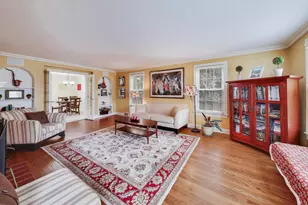 881 Harvard Ct, Highland Park, IL 60035 - Photo 6