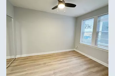 5710 N Winthrop Avenue #113, Chicago, IL 60660 - Photo 4