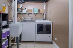 728 Howard St, Wheaton, IL 60187 - Photo 36