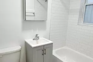 5710 N Winthrop Ave, Chicago, IL 60660 - Photo 6