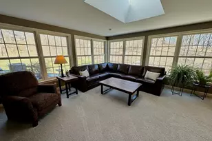 4N609 Pheasant Run Dr, Saint Charles, IL 60175 - Photo 12