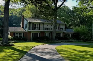 4N609 Pheasant Run Dr, Saint Charles, IL 60175 - Photo 4