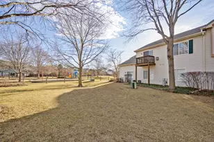 129 Southwicke Dr, Streamwood, IL 60107 - Photo 18