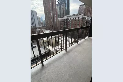 33 W Delaware Place #9C, Chicago, IL 60610 - Photo 8