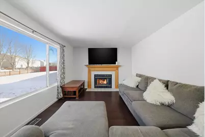 370 Dartmoor Avenue, Romeoville, IL 60446 - Photo 16