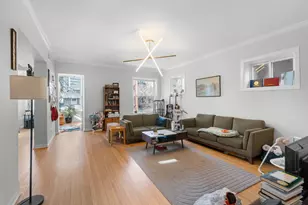 5811 N Winthrop Ave, Chicago, IL 60660 - Photo 2