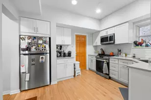 5811 N Winthrop Ave, Chicago, IL 60660 - Photo 6