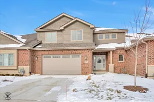 8858 Buffington Breakwater Dr, Frankfort, IL 60423 - Photo 1