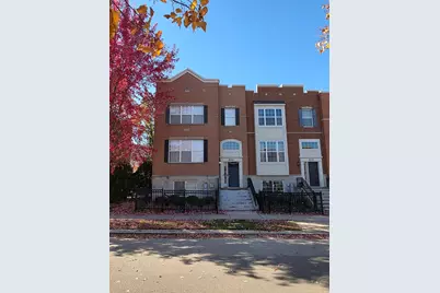 848 Station Boulevard, Aurora, IL 60504 - Photo 2