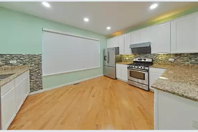 848 Station Boulevard, Aurora, IL 60504 - Photo 4