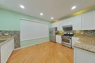 848 Station Blvd, Aurora, IL 60504 - Photo 4