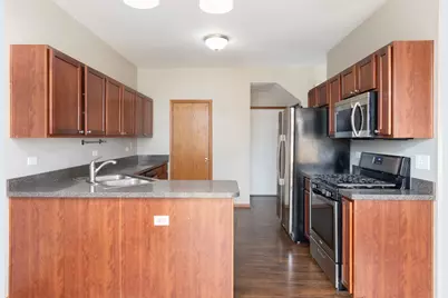 2722 Evergreen Circle, McHenry, IL 60050 - Photo 10