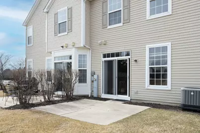 2722 Evergreen Circle, McHenry, IL 60050 - Photo 2